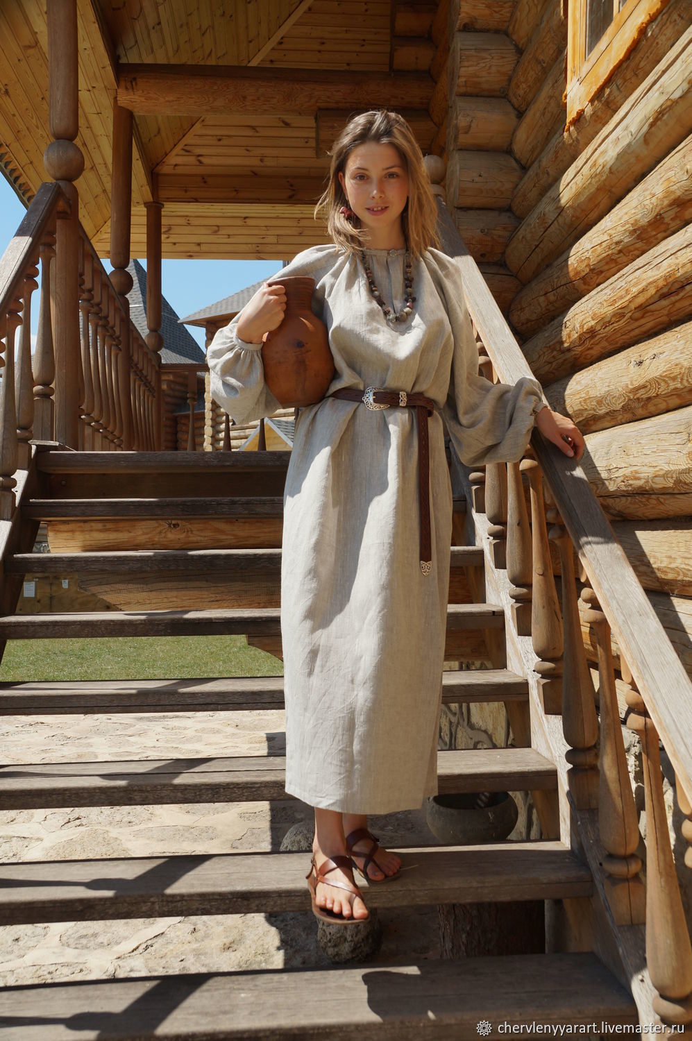 Girls in Slavic costumes in Malabo