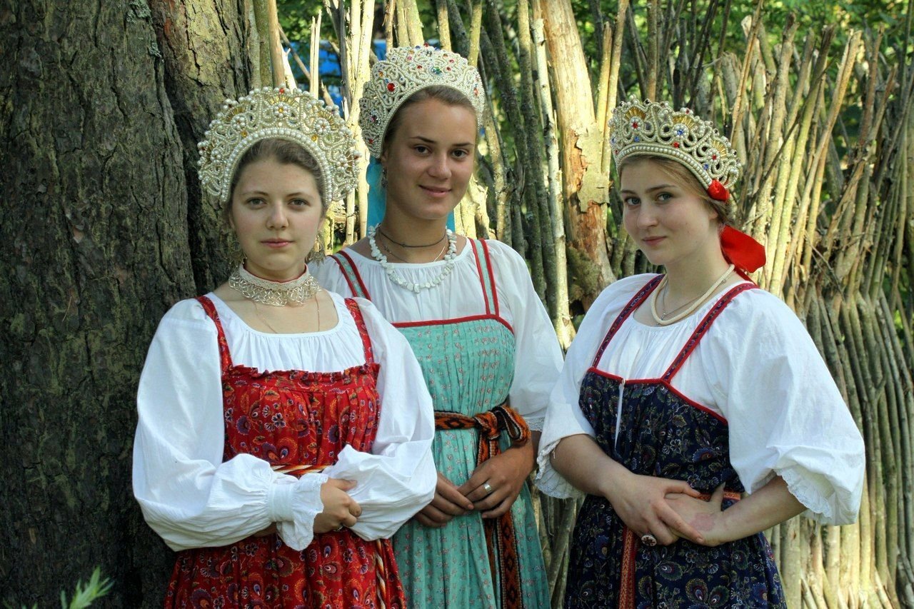 Sexy model Girls in Slavic costumes in Malabo